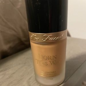 Too Faced Born This Way Foundation